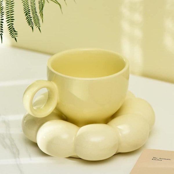 Keramisk blomma kaffemugg, kreativ söt kopp med molnsolrosunderlägg för kontor och hem, 6,5 oz/200 ml för te latte mjölk, gul