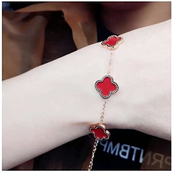 Firkløver Armbånd, Dame Titanium Stålarmbånd, Enkelt Design Stil, Lykkesymbol, Smykker Egnet til Piger og Damer