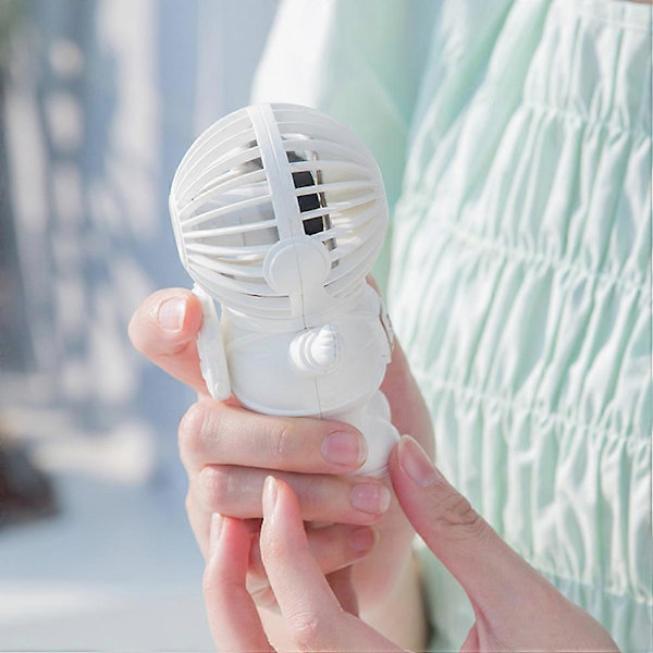 Mini Astronautti Kädessä Pidettävä Tuuletin Kannettava USB Ladattava Tuuletin Kotiin Toimistoon Makuuhuoneeseen Kesän Ulkoilmajäähdytin