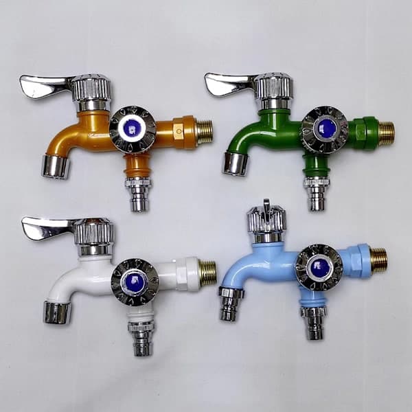 1/2\" Universal Interface Kran Dubbel Utlopp Dubbel Kontroll Vatten Vit En Storlek White