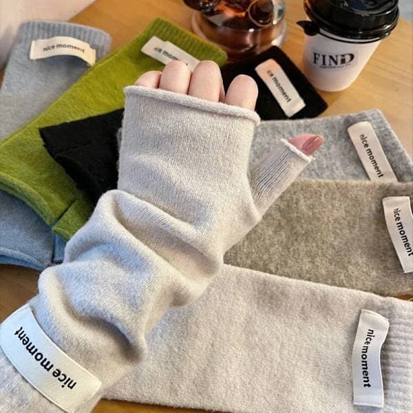 Bløde fingerløse kashmirhandsker til kvinder, lang model, med forbundne fingre. beige beige