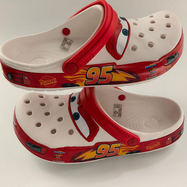 Crocs Lightning McQueen - Lightning McQueen utomhustofflor White 38: M6/W8