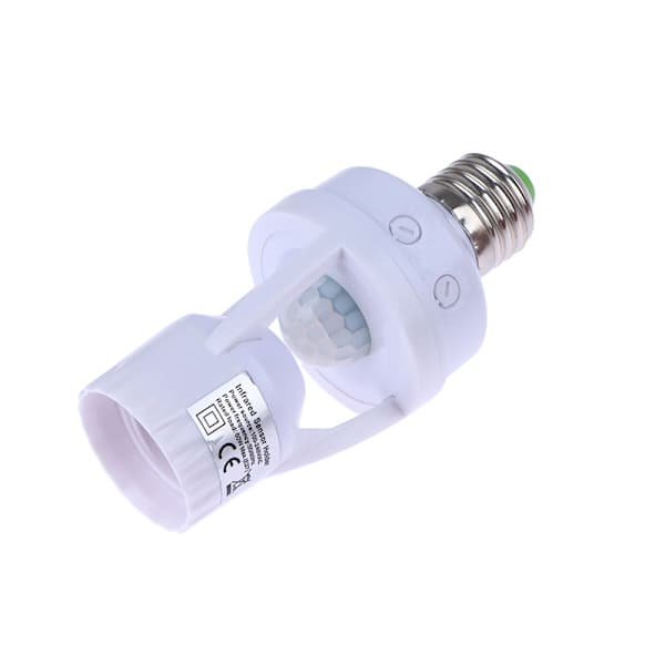 1st AC100-240V E27 Sockel Konverter med PIR Rörelsesensor LED Vit