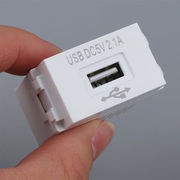 USB-strøm 220V 5V Transformator 2.1A USB-ladekontakt S Hvit