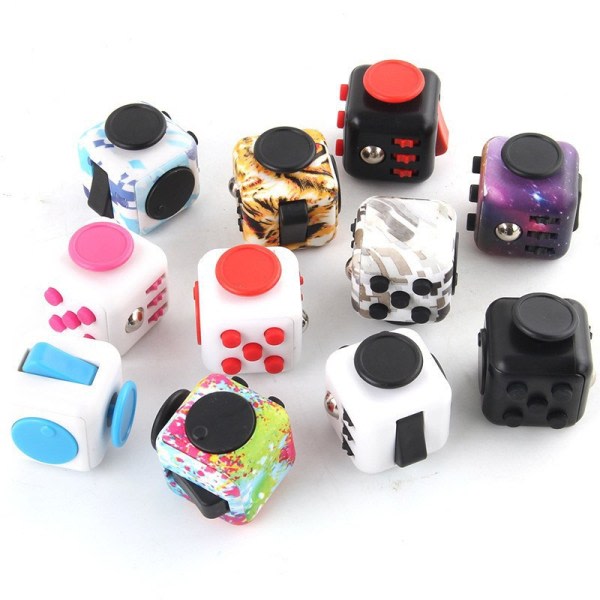 Fidget Toys cube Dekompressiokuutiot aikuisten lasten lievittämiseen A8