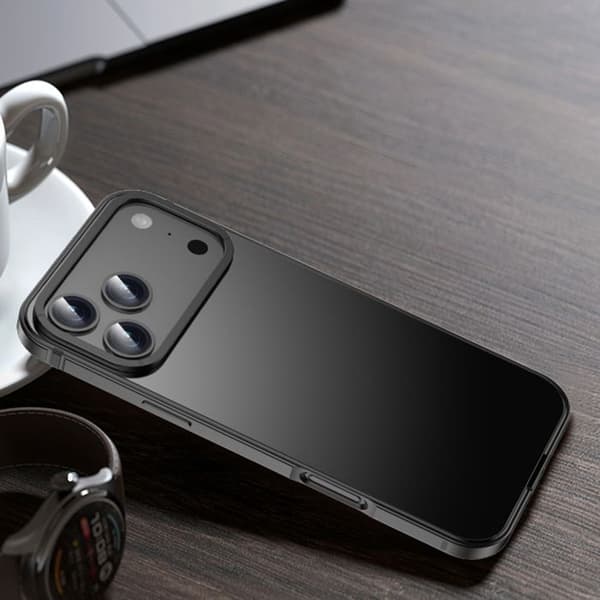 Svart skyddsfodral för iPhone 17 Pro Max - Ram i aluminiumlegering (utan MagSafe)