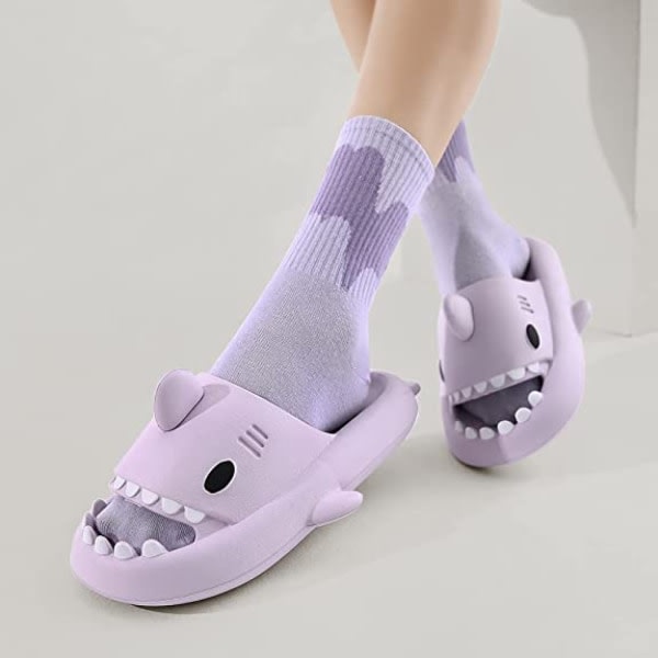 AVEKI Unisex Shark Slides Liukumattomat Uutuus Avovarvassandaalit Muodikkaat Söpöt Sisä-Ulkokäyttöön Ranta Tossut Violetti Koko: 36/37