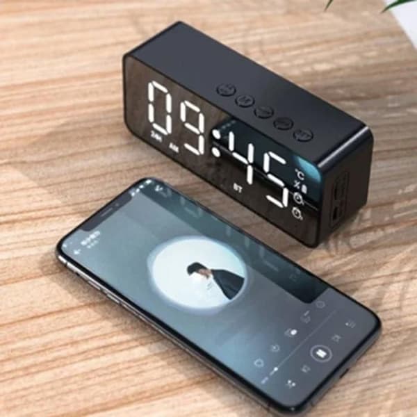 Bluetooth-högtalarklockor, FM-radio, digital smart LED-väckarklocka, elektroniska skrivbordsklockor, trendig, svart