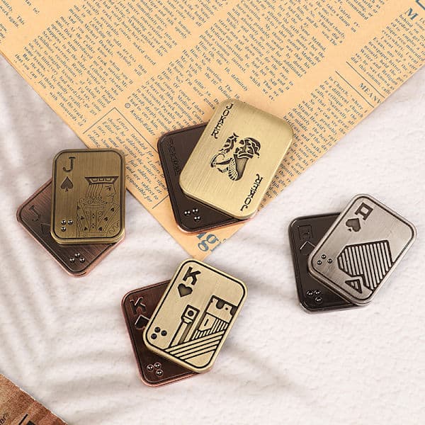 Slider Poker AK Metall Push Card EDC Spinners En Storlek