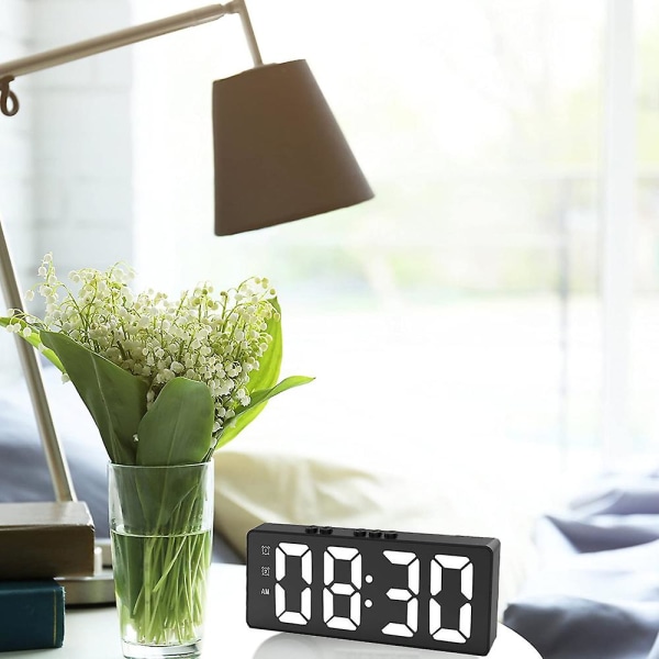 Digitaalinen herätyskello Led-kello Makuuhuoneen elektroninen pöytäkello Soveltuu kotiin, Makuuhuoneeseen, toimistoon Musta black
