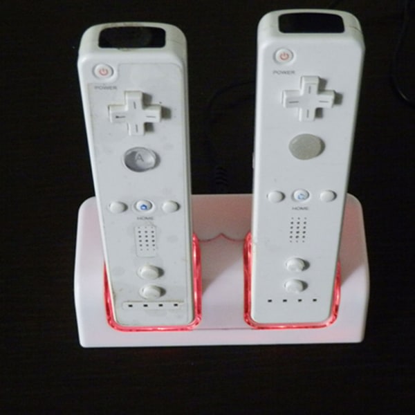 Opladningsstation Dobbelt Oplader Dock til Wii Remote Controller Gamepad Controller med LED-indikator Opladekabel Sort