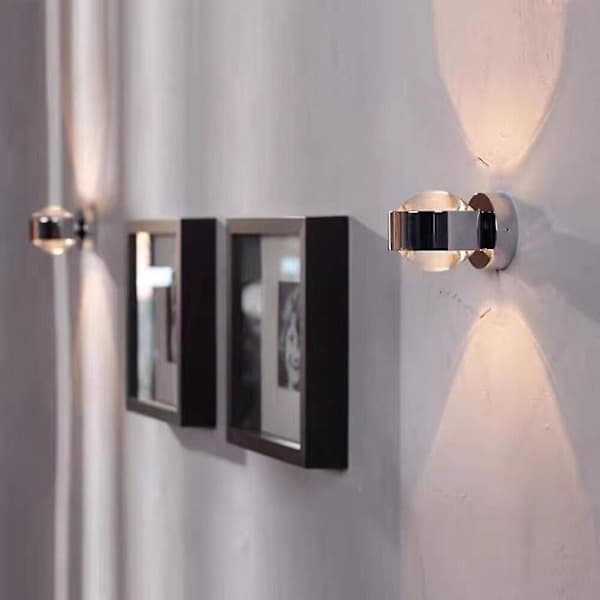 Moderne væglampe med forsænket metalmontering, 2W
