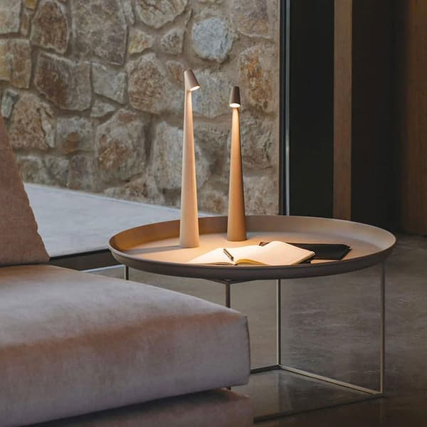 Elegant slank konisk stammelampe, bærbar og dæmpbar LED-skulpturlys, hvid White