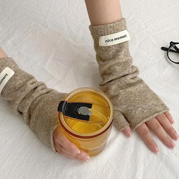 Bløde fingerløse kashmirhandsker til kvinder, lang model, med forbundne fingre. brun brown