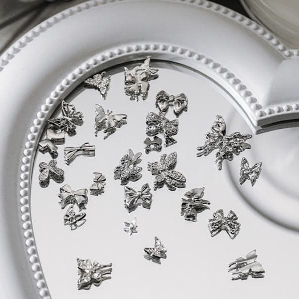 10 st DIY Nagelkonst Dekoration 3D Silverfjäril Glänsande Strass i 10 st I