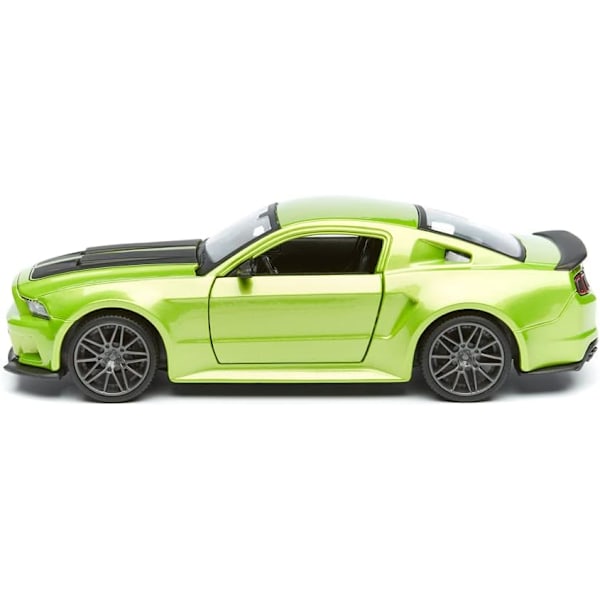 1:24 Skalmodell 2014 Ford Mustang Street Racer (Färger Kan Variera)