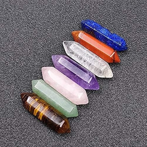Premium Healing Crystals Kit i gaveæske - 7 Chakra-sæt væltede sten, 7 Chakra-sten-sæt Meditationssten Yoga-amulet med gaveæske