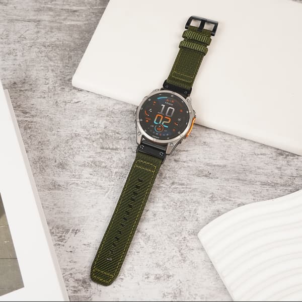 Pikakiinnitteinen kudottu nailonkangasranneke Garminille 26 mm