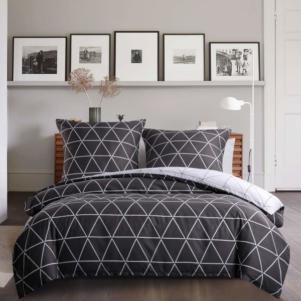 135x200cm Black White Gray Geometric Check Reversible Bed Linen Set