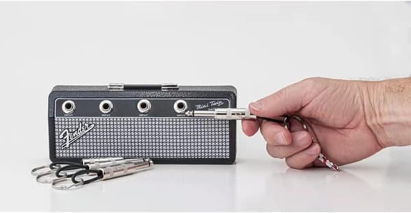 Nyckelhållare för vägg Nyckelhållare Ljud Nyckelring Väggfäste Kreativ Retro Nyckelförvaring med 4 Gitarrpluggar.