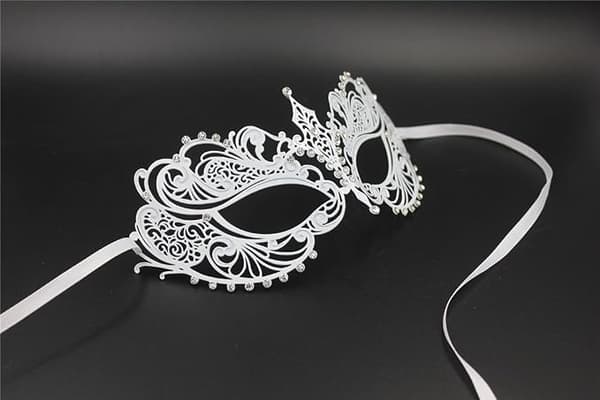 1 stk Halloween Maskerade Maske – Dame Maskerade Maske til Halloween, hvit 2-Silver
