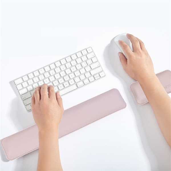 Ergonomiskt tangentbord och mus med handledsstöd Silvergrå