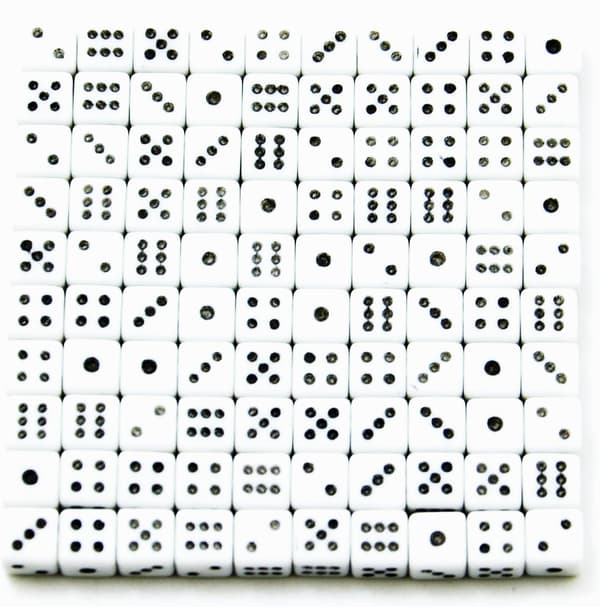 100 blandade D6 mini små tärningar för kasinotemaaktivitet, brädspel, matematikundervisning, fester (5 MM-vit)