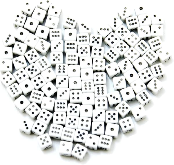 100 blandade D6 mini små tärningar för kasinotemaaktivitet, brädspel, matematikundervisning, fester (5 MM-vit)