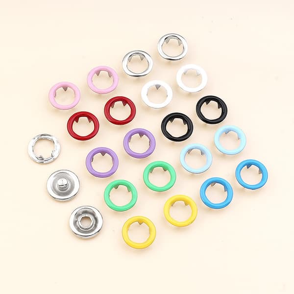 Trykknapper med verktøy 100 stk 9,5 mm Flerfarget MultiColor