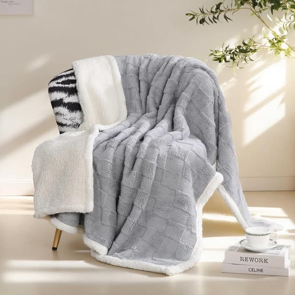 1 stk. kast fleecepledd dobbel, mykt, luftig, varmt pledd til seng og sofa, stort tykt pledd, lysegrå, 150x200cm. light gray