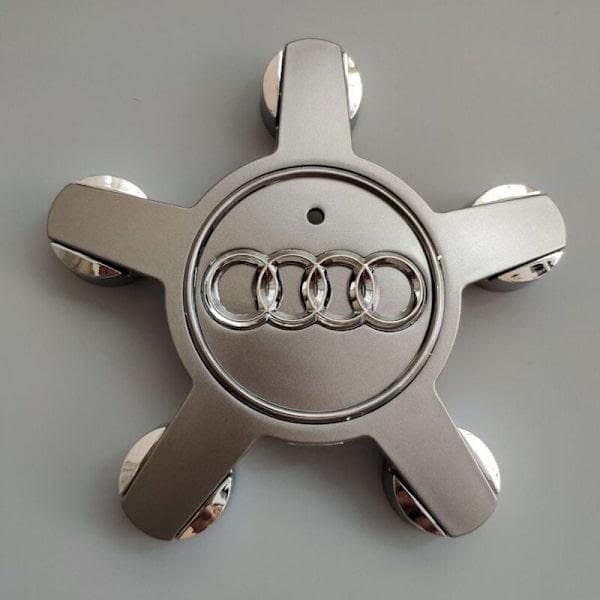 Audi 135 mm navkapsler, sæt med 4, sølv - model 4F0601165N