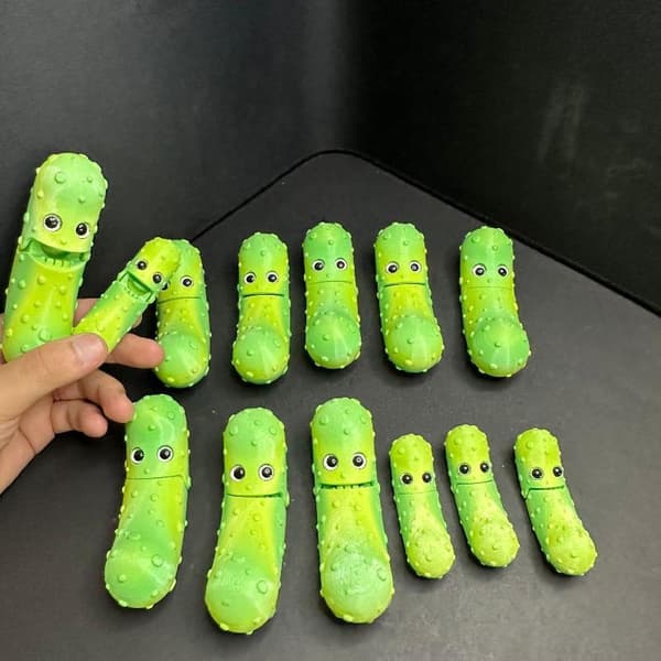 1 st 3D-printade gurkleksaker rörlig gurkgrönsaksmodell A1