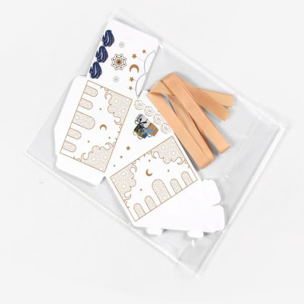 10 st triangulära tårtformade presentförpackningar i papper för kakor, godis, baby S 10pcs