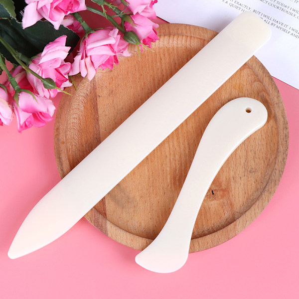 2 stk. Bonefolder håndverktøy for skinn, scoring, brette og krølle