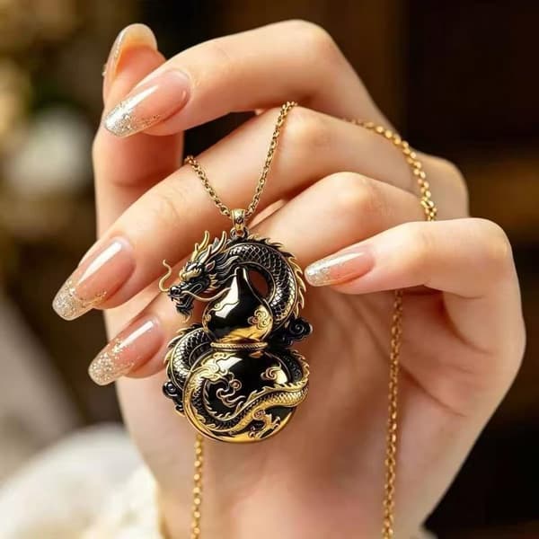 1 st utsökt drakvrål och lyckohänge halsband mode A4