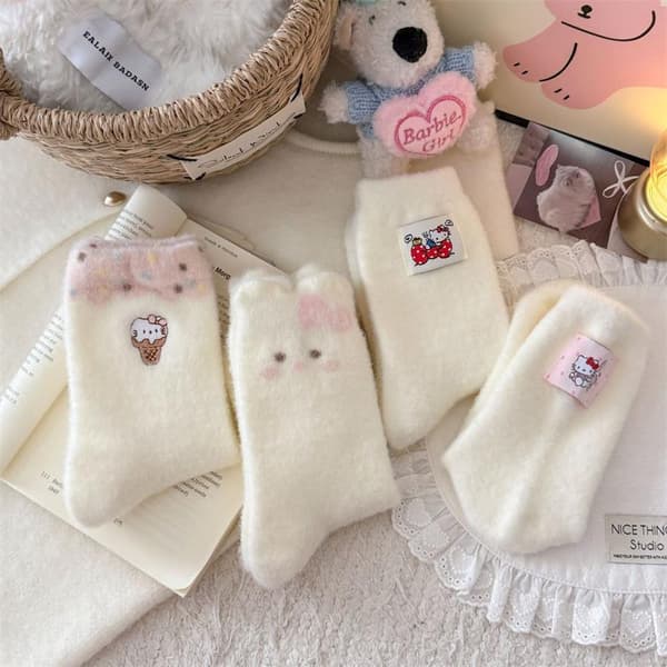 1/4/6 par e Hello Kitty sokker varmere kvinder mellemlange sokker pige A2