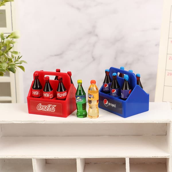 1Set Dockhus Miniatyr Cola Soda Sprite Flaskor Modle Kök A2