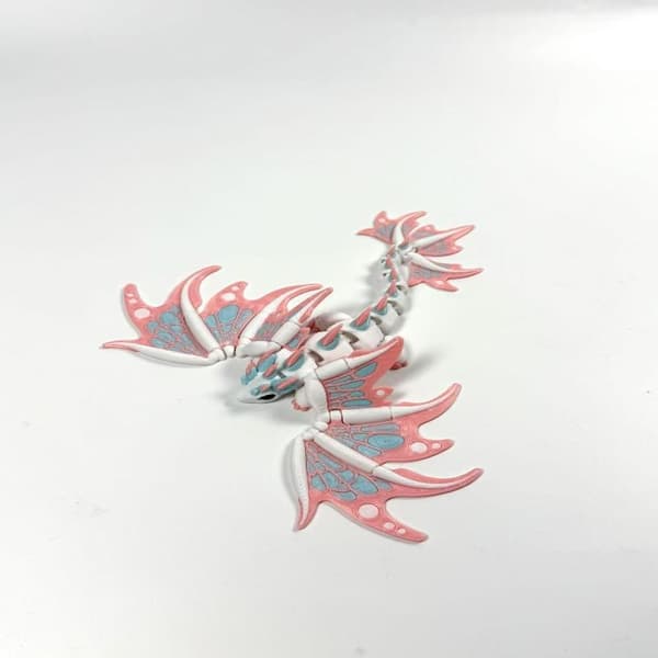 3D-printad kejsardrake Hållbar skrivbordsdekoration Liten prydnad A1