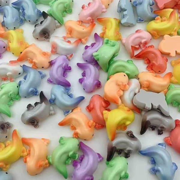 10 stk. Mini Salamanderfigurer Lysende Fargerike Små Aksolotler A2