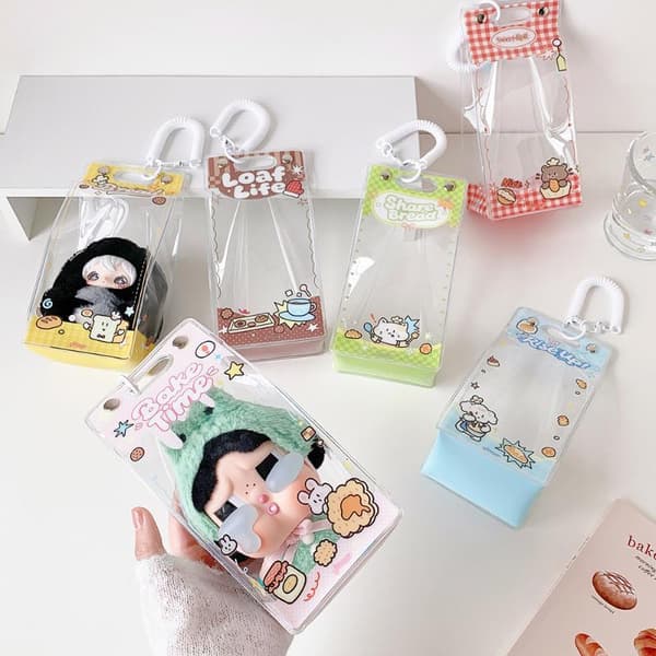 Kawaii Klar PVC Docka Display Väska e Tecknade Tryck Dammtät Fo Blue