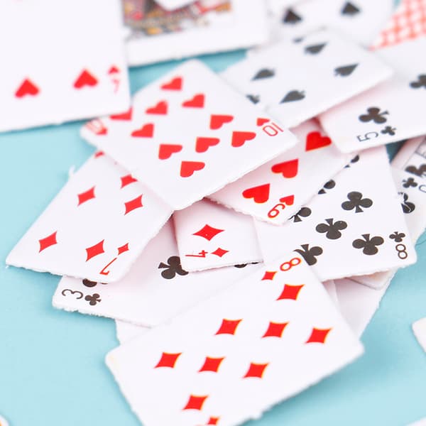 e 1:12 Miniatyrspel Poker Mini Dollhouse Spelkort Hem