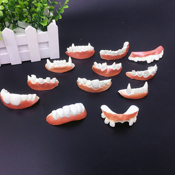 12 stk Morsomme Gebissmodell Cosplay Rekvisitter Gebissleker Spoof Til 12pcs