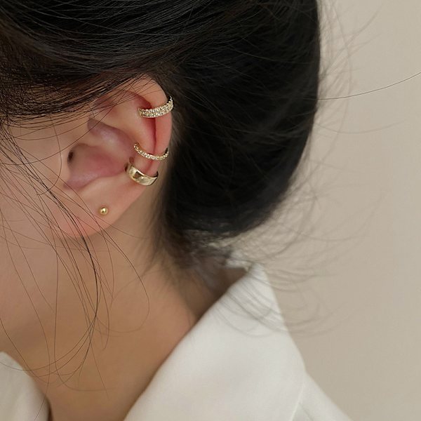 Delikat Zircon e Clip Örhängen Kvinnliga Spänne Ear Cuff Gold