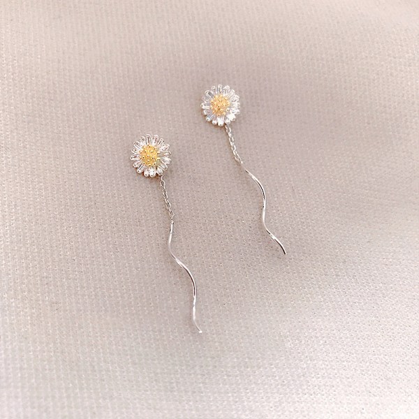 1 par enkle små bølgedaisy blomsterøreringe lette luksus lange