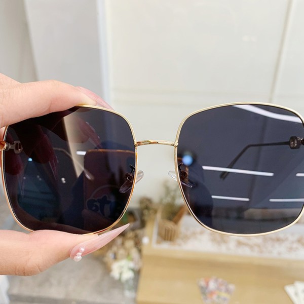 Versjon av Square Metal Frame Gradient Color Solbriller Men And 02