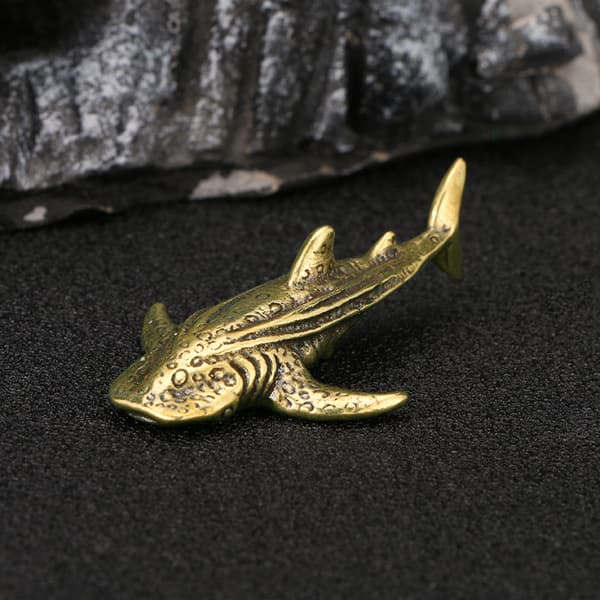 Antik messing solid hammerhaj blåhval figur miniature Feng Sh A3