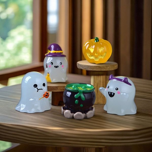 Morsom glødende mini harpiks spøkelsesgresskar statue Halloween-dekorasjon A4