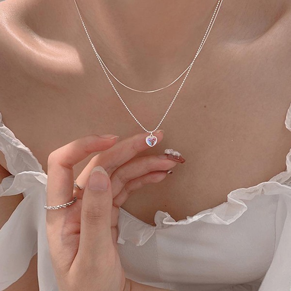 Trendigt Elegant Moonstone Heart Pendant Halsband Silver Färg Cl