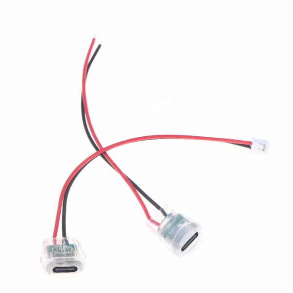 5/10 kpl naarasliittimiä läpinäkyvä 2-nastainen USB Type-C LEDillä B 5pcs