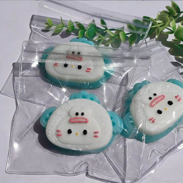 1 st Hangyodon HelloKitty tecknad klämbar långsam återhämtning dekompression A1
